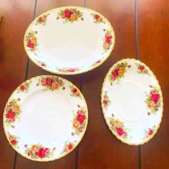 Vintage Royal Albert china set - Picture 1 of 13